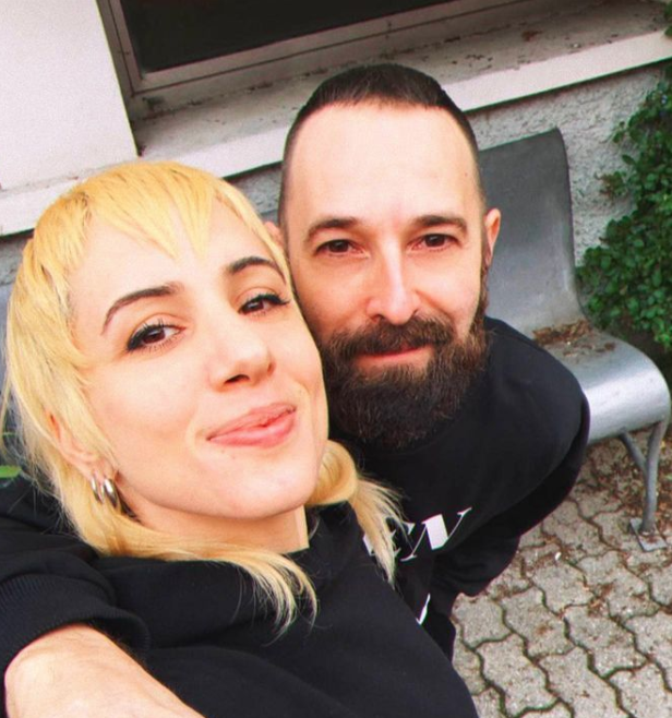 La prima canzone scelta da Amadeus è dei Coma_Cose