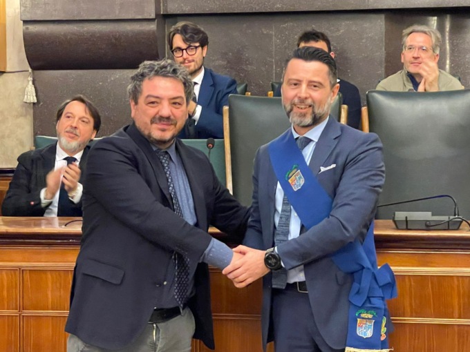 Passaggio di consegne tra Alghisi e il neo eletto presidente Moraschini