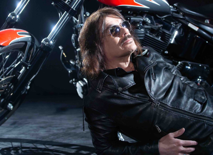 Luca Piola, il cantautore bresciano protagonista della serata a favore della FFC Ricerca