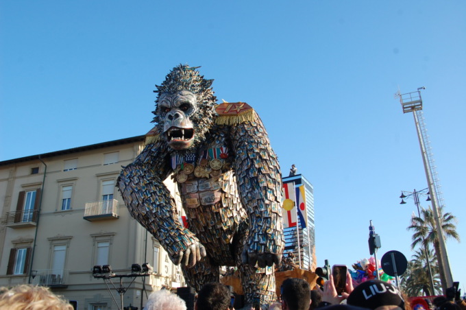 Trasferta al Carnevale di Viareggio aspettando i carri bresciani
