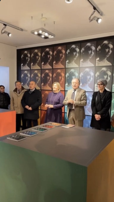 Taglio del nastro alla mostra «Colori all’opera»