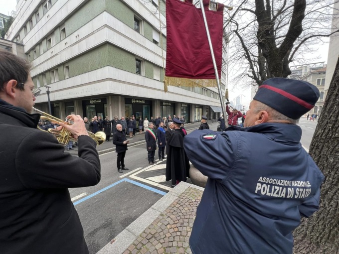Brescia e la Polizia di Stato ricordano l’agente Domenico Prosperi