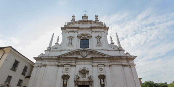 Santi Faustino e Giovita, la messa “Ab Omni Malo”