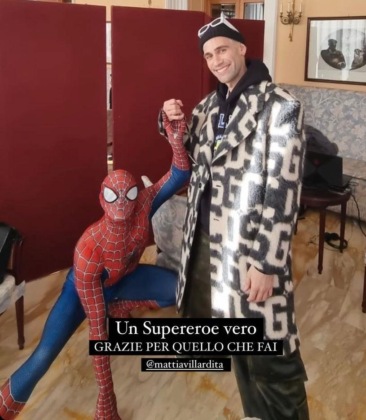 Lo Spiderman dei bambini ricoverati Mattia Villardita nominato cavaliere da  Mattarella - La Stampa
