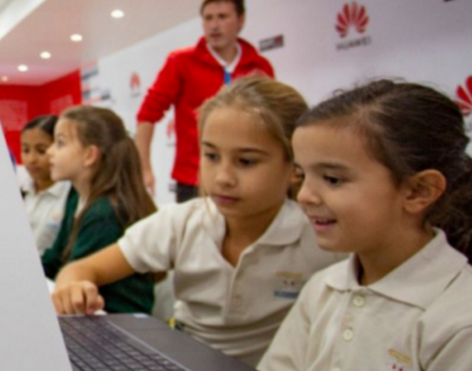 Cybersicurezza, lo SmartBus passa anche da Brescia