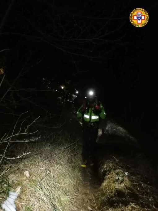 Colpito da un malore in montagna, muore 68enne