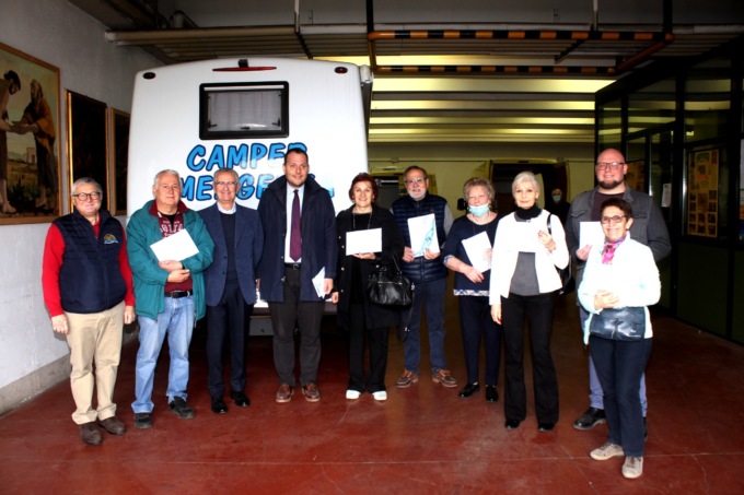 Amici di Bottonaga: distribuite cento tessere sorriso