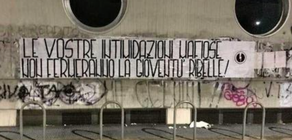 Blocco Studentesco: striscione di protesta all’Itis Castelli di Brescia