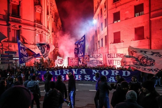 Brescia Calcio: corteo di 800 tifosi contro Cellino