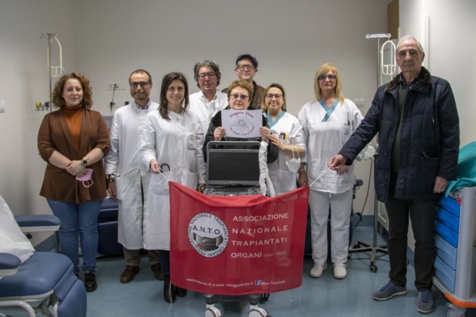 Progetto Fiore: donato un ecografo all’Epatologia degli Spedali Civili