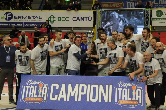 Straordinaria Orzinuovi: vince la finale di Coppa Italia di Serie B
