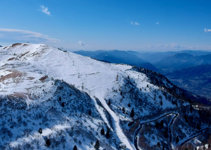 Nevediversa 2023: tra gli impianti dismessi il viallaggio Alpiaz di Montecampione