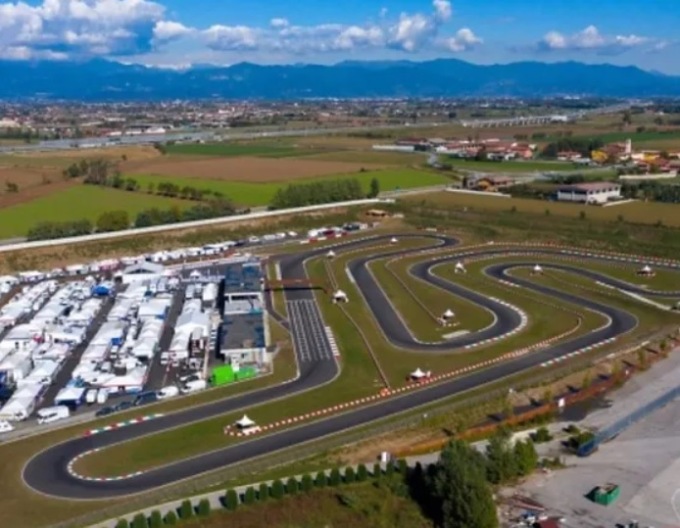 Il kartodromo diventa sempre più grande ma cresce anche il verde