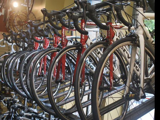 Spaccata a Idro: rubate bici per 35mila euro