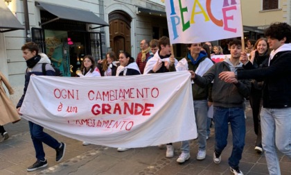 Giornata dedicata alla Pace negli istituti di Desenzano e del Basso Garda
