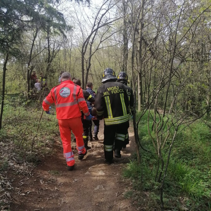 Cade sul Monte Orfano, soccorso un 13enne