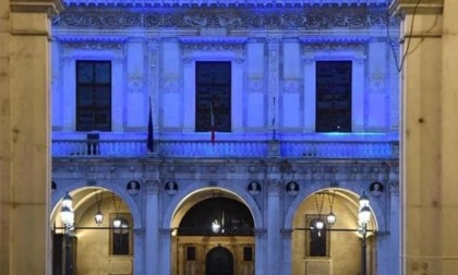 Giornata Mondiale della Sindrome di Angelman, Palazzo Loggia si illumina di blu