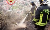 Fiamme nel bosco, apprensione a Darfo Boario Terme