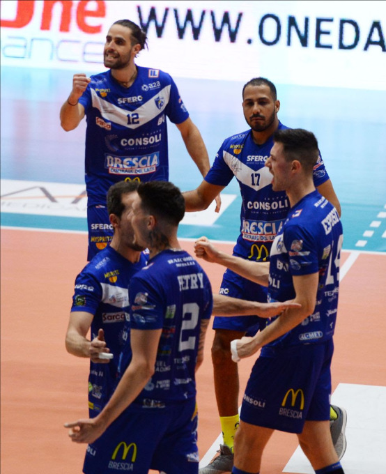 Consoli McDonald’s Centrale battuta da HRK 2-3