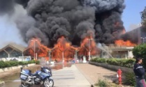 Desenzano del Garda: incendio al Centro Commerciale Le Vele