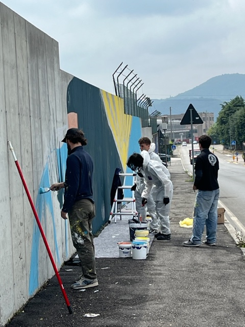 Un murale per le donne in Iran: al via i lavori a Villa Carcina