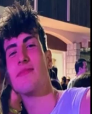 Tragedia sulle strade: muore un ragazzo di 19 anni