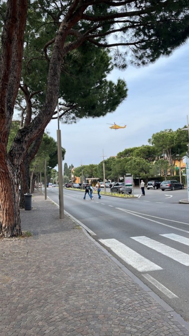 Scontro auto – moto a Sirmione: arriva l’elisoccorso