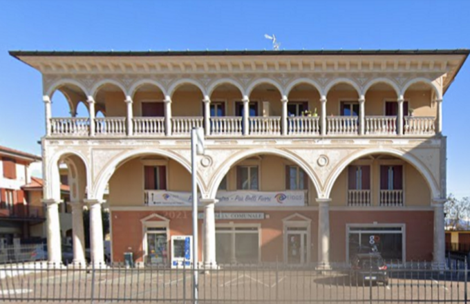 All’asta la farmacia comunale: esplode la polemica a Rovato