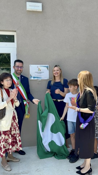 Tre aule spaziose e sicure: inaugurato l’ampliamento della scuola primaria