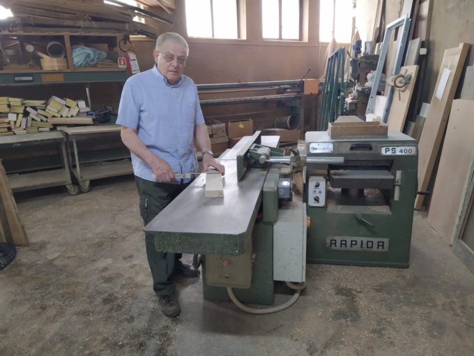 «Chiuso per sempre»: a Chiari finisce l’era della falegnameria Antonelli