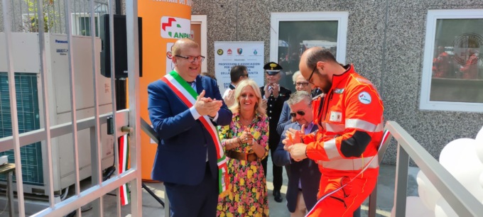 Taglio del nastro per la nuova sede del gruppo verolese dei Volontari del Soccorso
