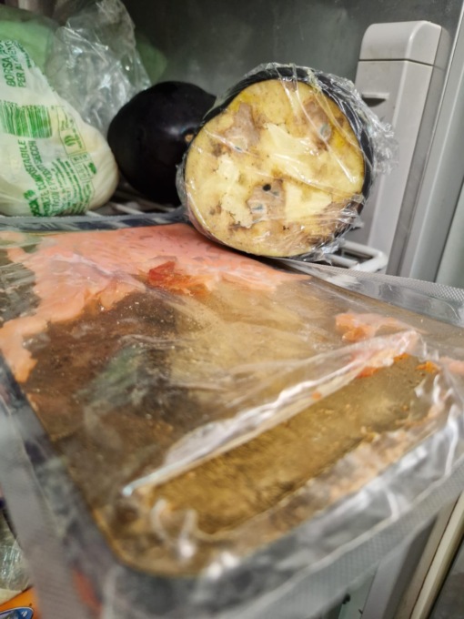 Muffa, insetti e rifiuti: maxi sanzione per un alimentari di Roccafranca