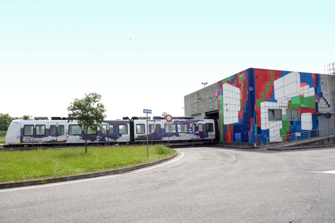 Hyper Metrobot, presentata l’opera che decora la metropolitana di Brescia
