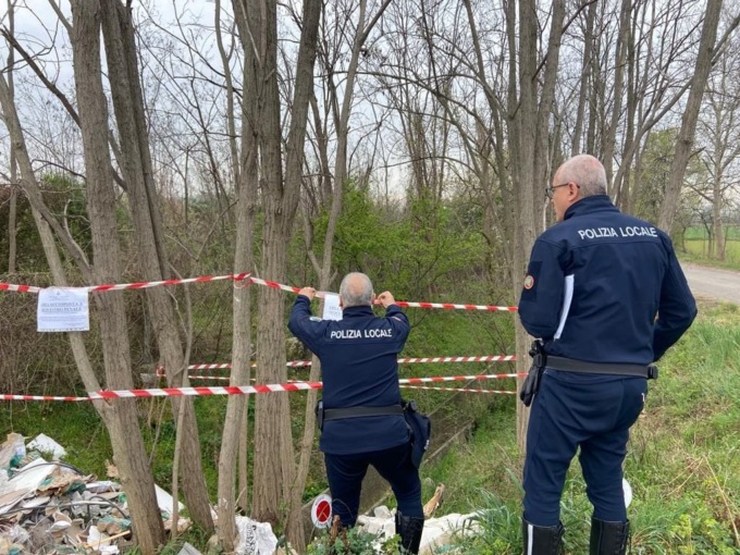 Abbandono rifiuti a Rezzato: non si ferma l’azione di contrasto da parte della Polizia Locale