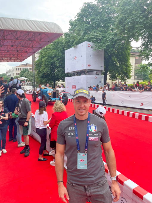 Mattia Casse, il discesista azzurro tra i vip alla partenza della Mille Miglia