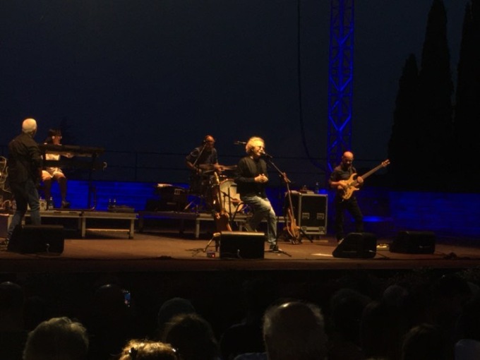 Fabio Concato ha regalato un “Sabato Bestiale” sul lago per Tener-a- mente Festival