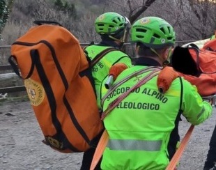 Si allontana dalla ferrata e precipita, soccorso un 56enne a Casto