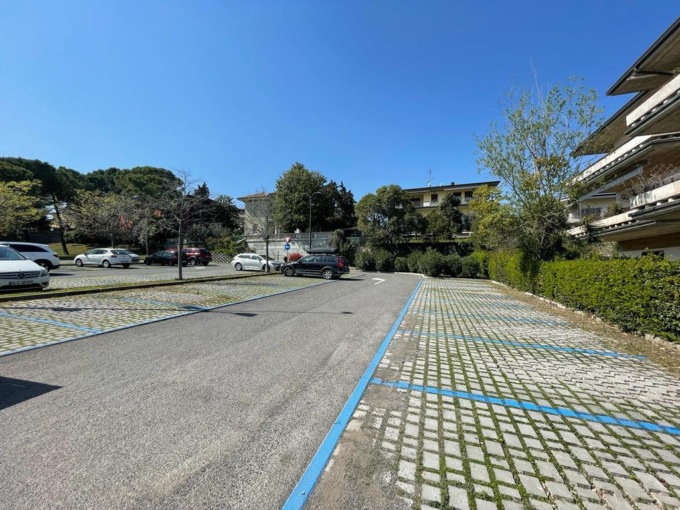La questione parcheggi continua a far discutere a Desenzano