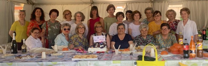 Dieci anni di “abbracci” ai prematuri grazie ai manufatti di Cuore di Maglia