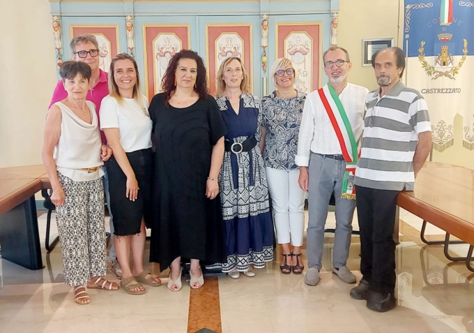 Riconoscimenti civici al personale scolastico prossimo alla pensione