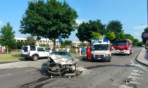 Carambola in via Europa: distrutte due auto