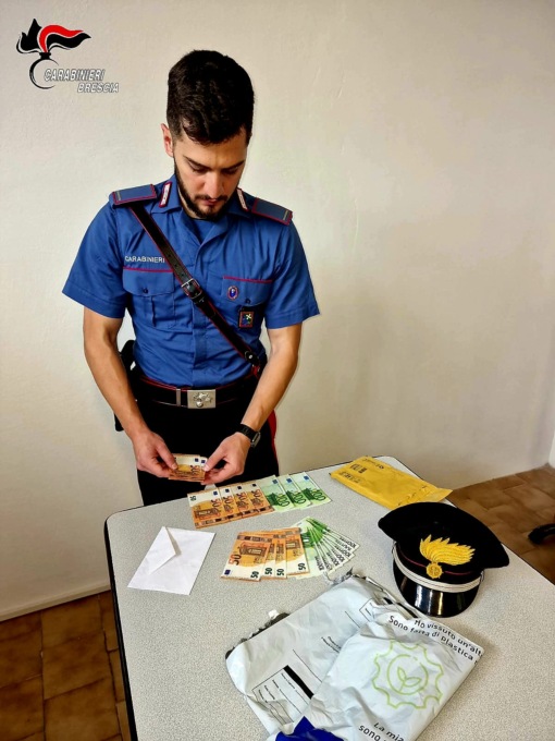 Banconote false ai fini di spendita: arrestato a Cazzago