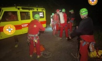Bloccata in una grotta a 150 metri di profondità, sessanta persone al lavoro per salvarla
