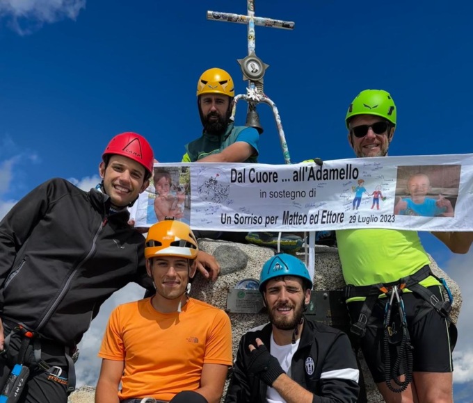 Da Coccaglio all’Adamello (e ritorno) in 22 ore: l’impresa solidale di Michele Lancini