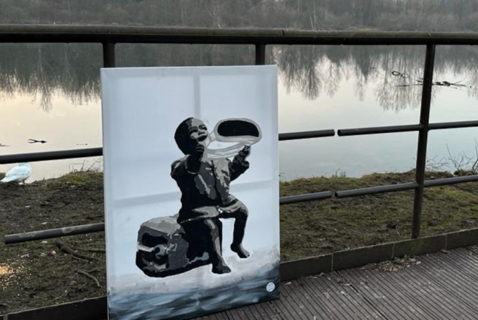 Arriva la mostra dedicata a Gianus: l’artista misterioso che regala opere