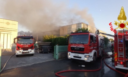 Rezzato: in fiamme la sede del Cipiesse