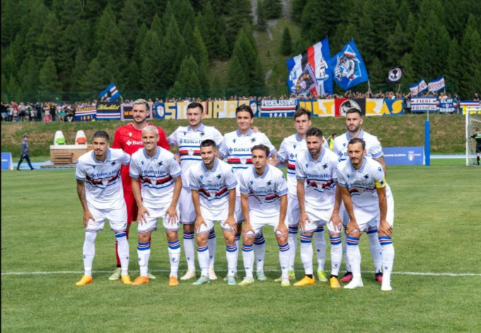 La Sampdoria si presenta in piazza a Livigno: obiettivi, foto e autografi