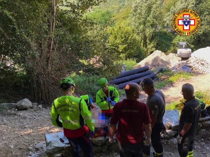 Ciclista 18enne cade a Ceto, interviene il Cnsas