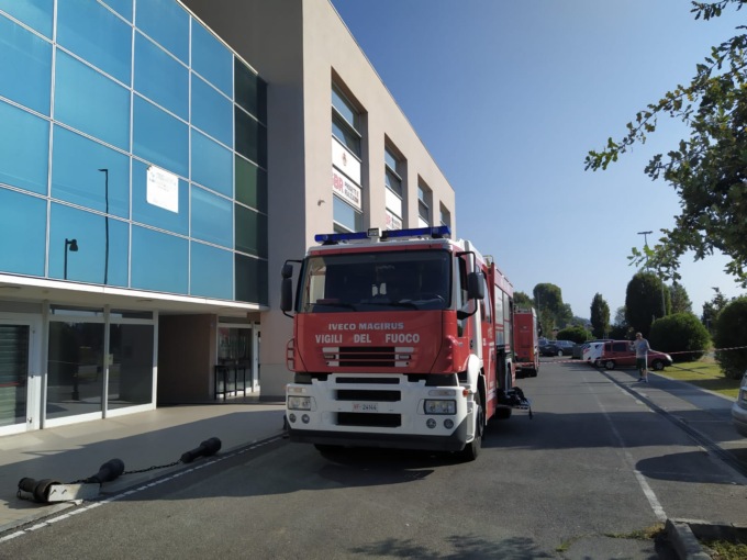 Vigili del fuoco al centro medico di Chiari