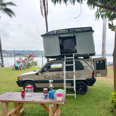 Fino in Kenya con una Panda speciale: Laura e Paolo sono i «Turisti Selvatici»